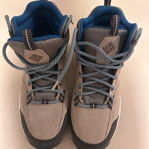 Columbia newton ridge women’s hiking boots